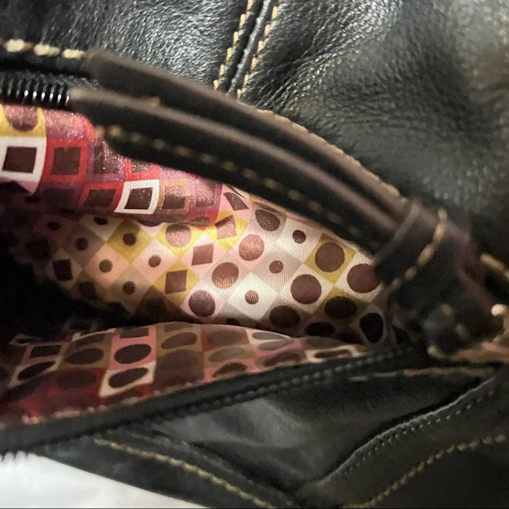 Tignanello Satchell Bag - Picture 5 of 8